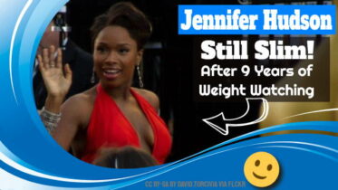 Jennifer Hudson waves to the camera in 2011.