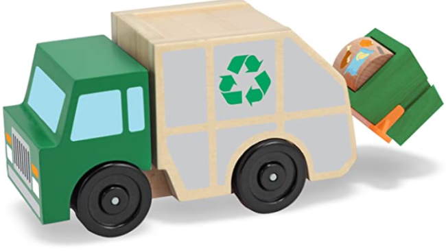 £D view of the Melissa and Doug wooden garbage truck toy.